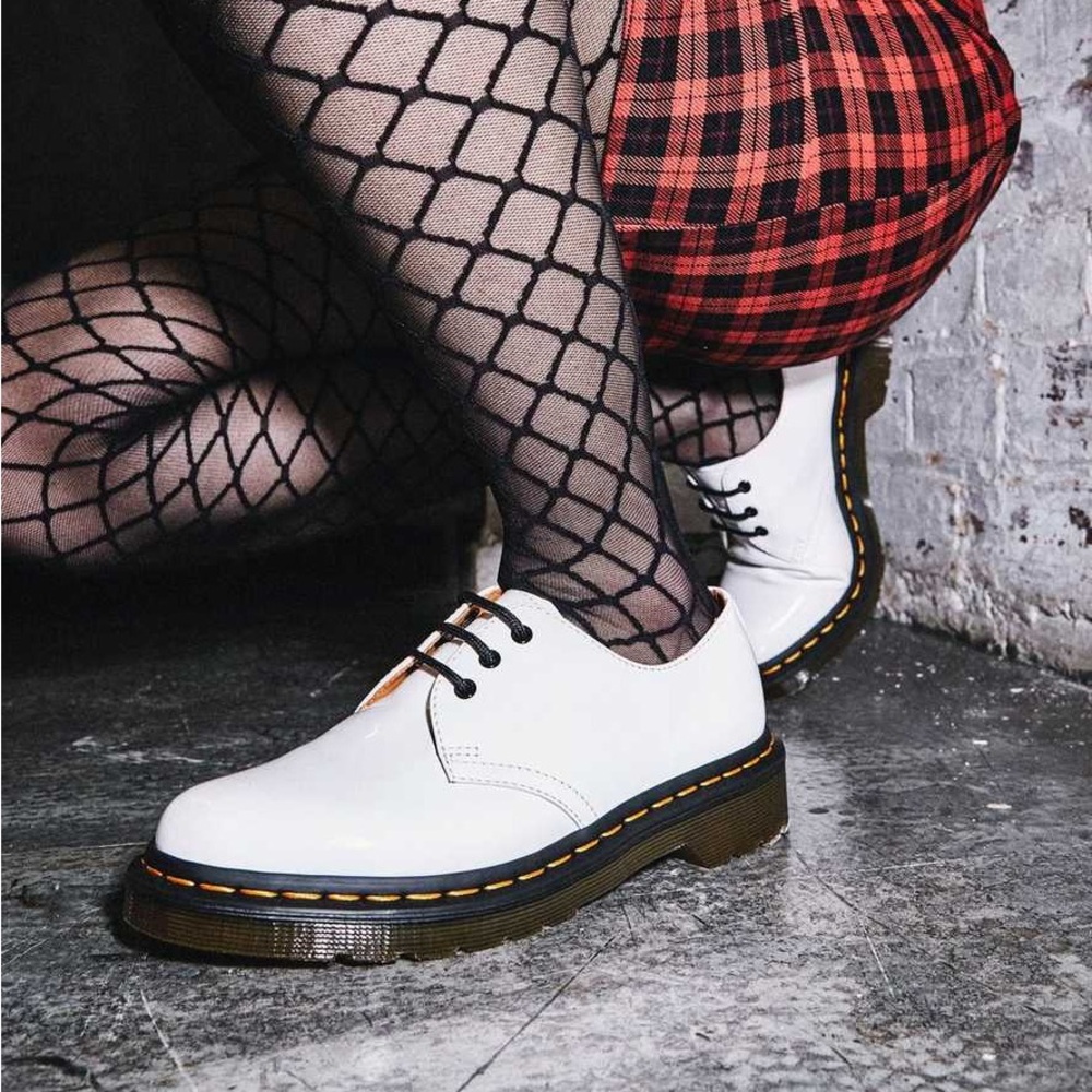 Dr. Martens | NWOB 1461 Classic Oxford in White Patent UK5/US7